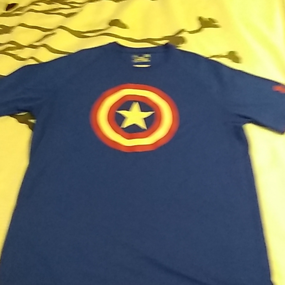 Captain America T-shirt